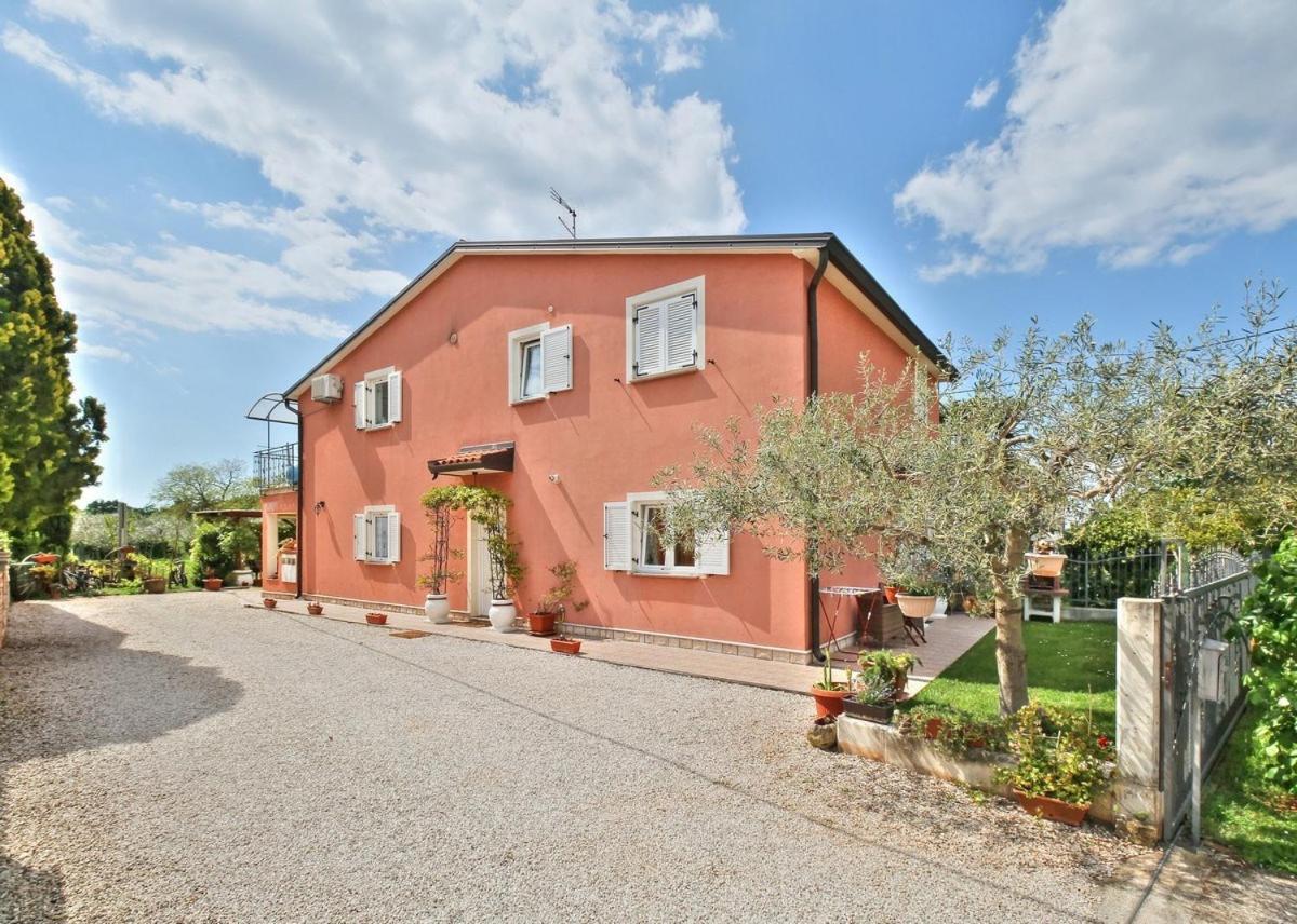 Lorena Apartments Умаг Екстериор снимка