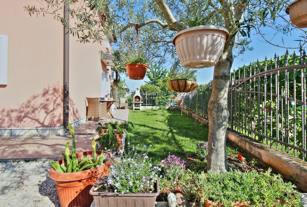 Lorena Apartments Умаг Екстериор снимка